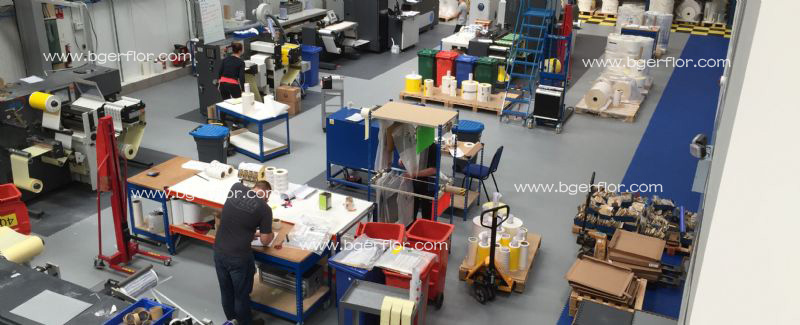 傳統(tǒng)工業(yè)地板、環(huán)氧樹脂地坪和工業(yè)PVC地板磚安裝使用的各項(xiàng)性價(jià)比對(duì)比