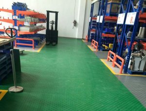 倉儲轉(zhuǎn)運區(qū)地面如何處理【倉庫、庫房地板地面材料】